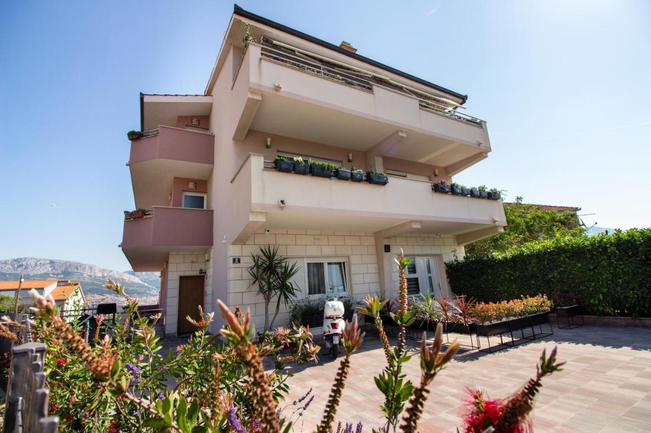 Utopia Apartments สปลิท ภายนอก รูปภาพ